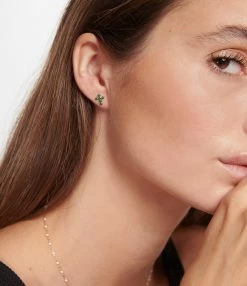 GIGI CLOZEAU Boucles D'oreilles Croix Perlée Résine Or Blanc -COLLIERS Shop 017 88