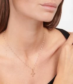 GIGI CLOZEAU Pendentif Croix Dentelle Résine Diamants Or Rose -COLLIERS Shop 048 108