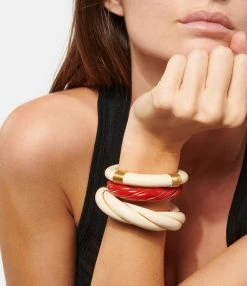 Aurélie Bidermann Jonc Diana Rouge 5 Aurélie Bidermann Jonc Diana Rouge -COLLIERS Shop abbrf look20221026 240 1