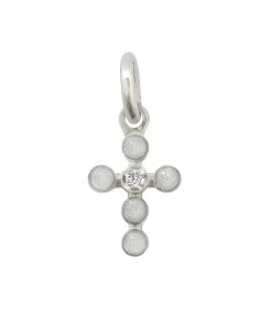 GIGI CLOZEAU Pendentif Croix Perlée Résine Diamants Or Blanc