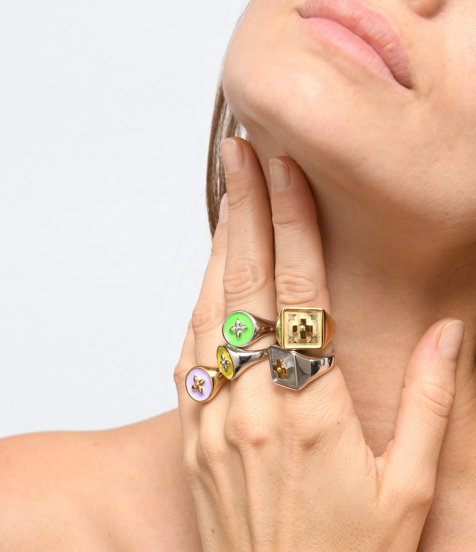 CABIROL Chevalière Croisette Vermeil Rose Poudré 3 CABIROL Chevalière Croisette Vermeil Rose Poudré – Image 3