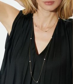 CHARLET Sautoir Massilia Perles D'Eau Douce Or Jaune 9 CHARLET Sautoir Massilia Perles D'Eau Douce Or Jaune -COLLIERS Shop charl look20230119 287