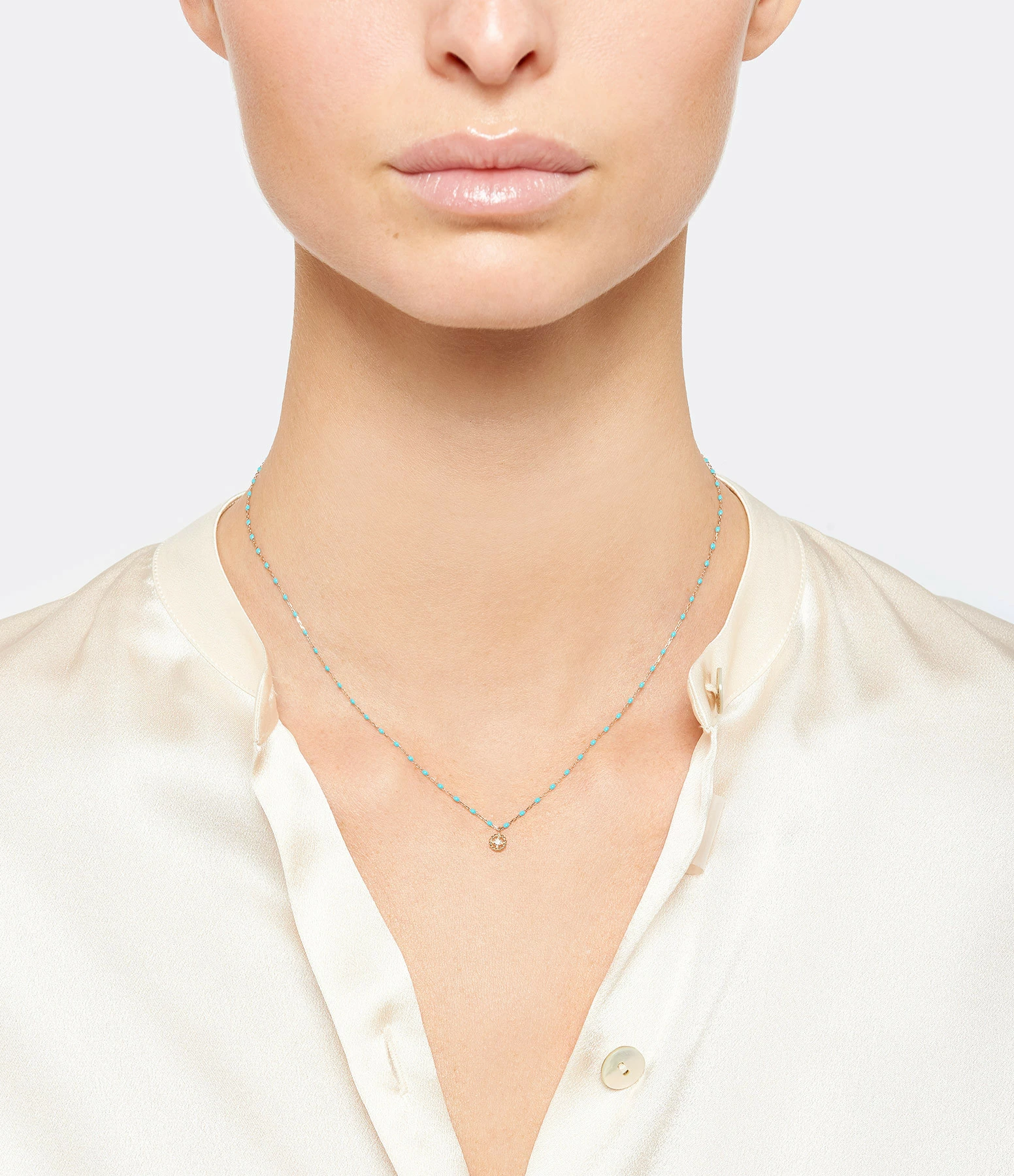 GIGI CLOZEAU Collier Lucky Puce Mini Perles Résine Or Diamant 6 GIGI CLOZEAU Collier Lucky Puce Mini Perles Résine Or Diamant – Image 6