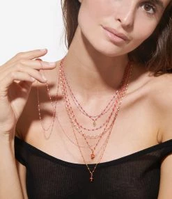 GIGI CLOZEAU Pendentif Croix Perlée Résine Diamants Or Rose -COLLIERS Shop clozb look20221116 537