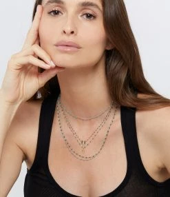 GIGI CLOZEAU Collier Mini Gigi Suprême Fer à Cheval Or Blanc 10 GIGI CLOZEAU Collier Mini Gigi Suprême Fer à Cheval Or Blanc -COLLIERS Shop clozb look20230224 67