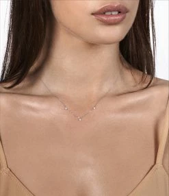 VANRYCKE Collier Stardust 3 Diamants Or Blanc 7 VANRYCKE Collier Stardust 3 Diamants Or Blanc -COLLIERS Shop cs2b1 02 vanrycke stardust collier or blanc 3 diamants 3 1