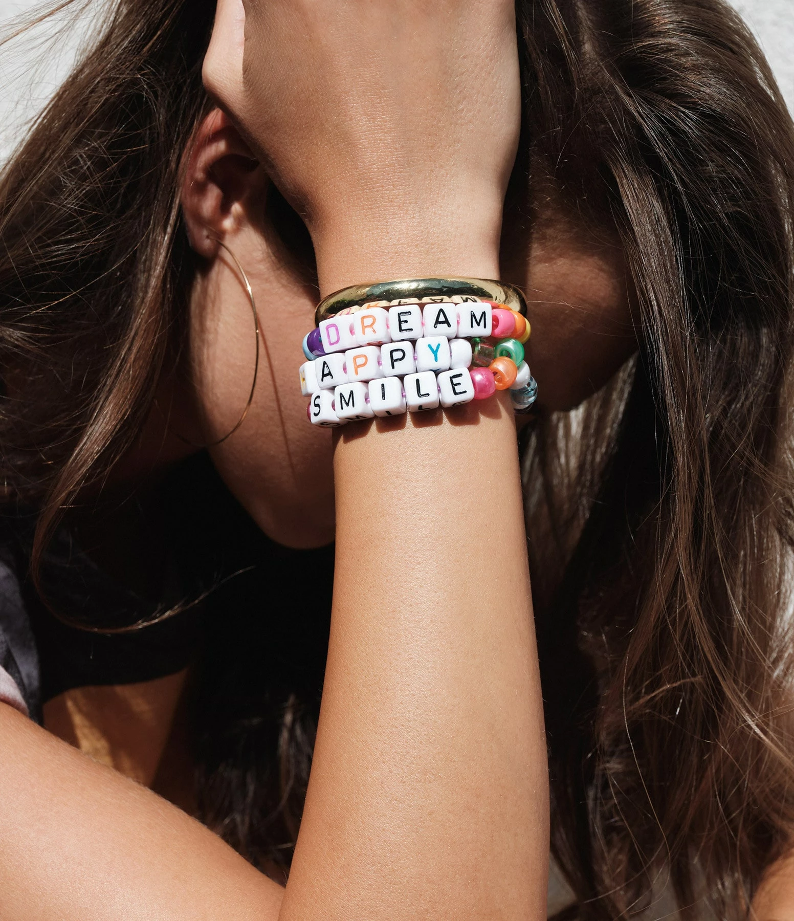 LAUREN RUBINSKI Bracelet Love Beads HAPPY Jaune Vert 3 LAUREN RUBINSKI Bracelet Love Beads HAPPY Jaune Vert – Image 3