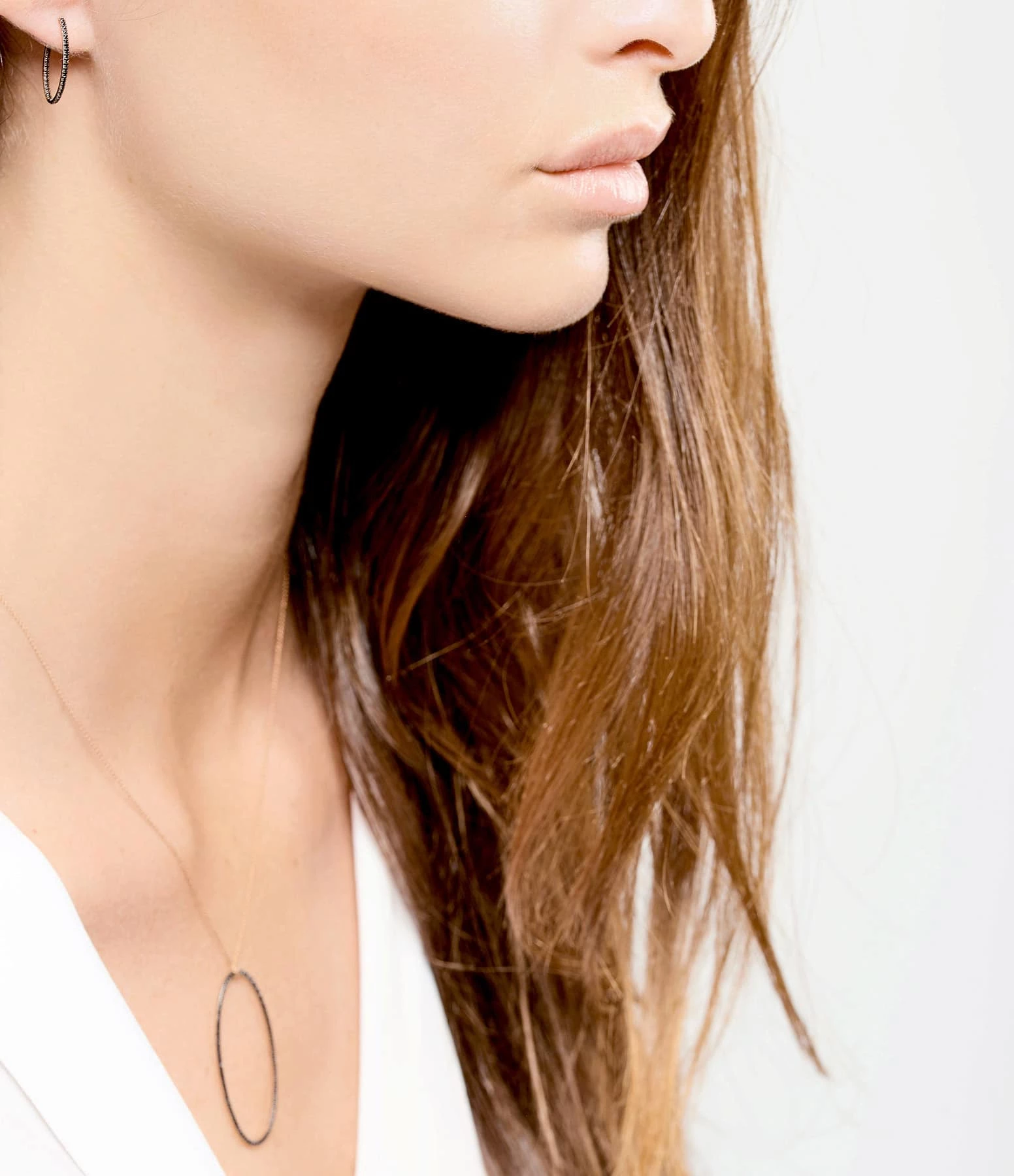 Ginette NY Créoles Ellipses & Sequins Or Rose Diamants Noirs 2 Ginette NY Créoles Ellipses & Sequins Or Rose Diamants Noirs – Image 2