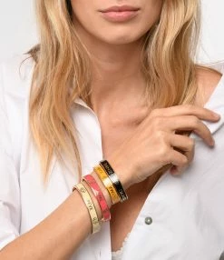 LES FÉLICITÉS Jonc Émail Karma Jaune -COLLIERS Shop lesfe look20230113 183 1