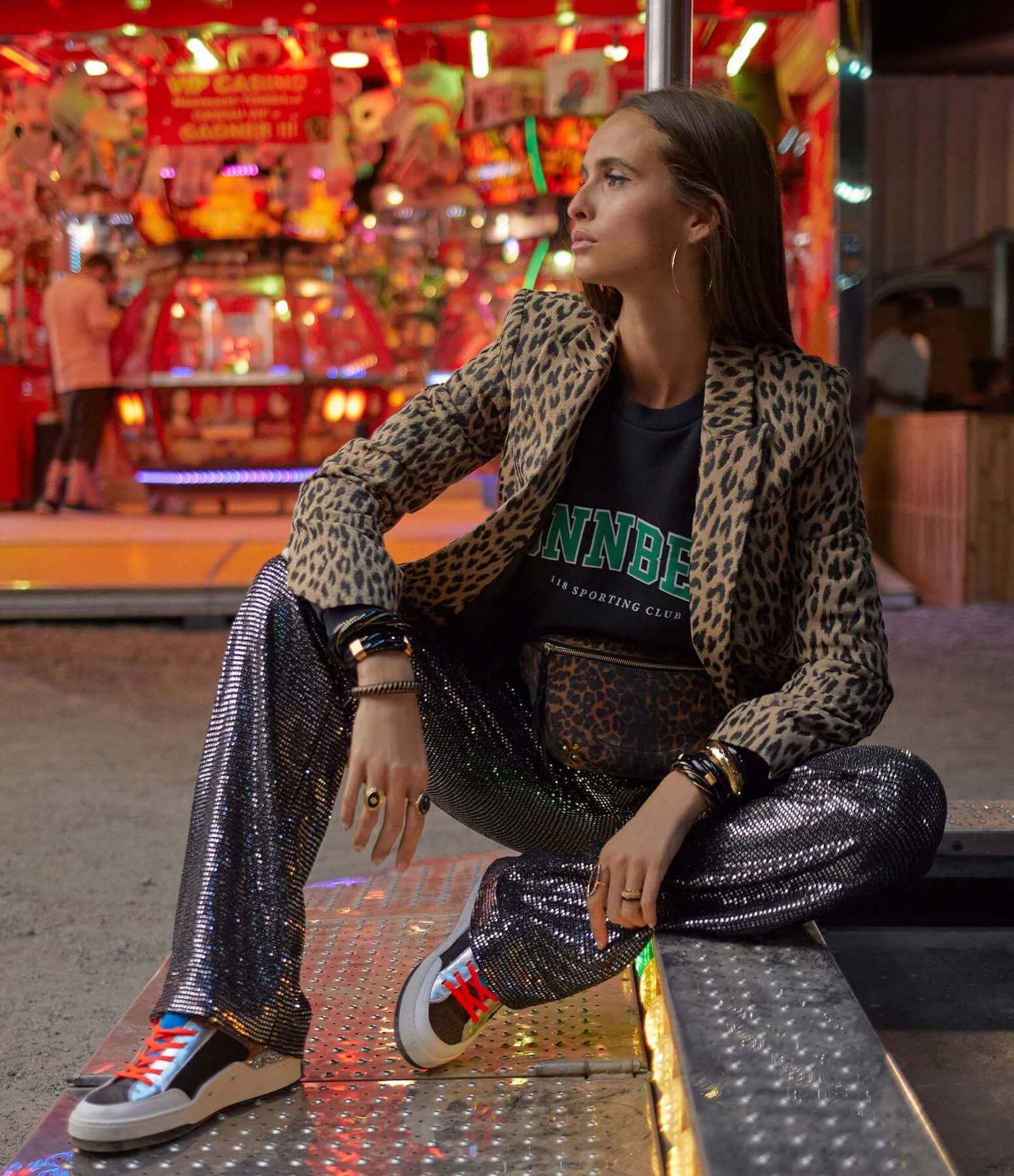 Ginette NY Créoles Circles Jumbo Or Rose 3 Ginette NY Créoles Circles Jumbo Or Rose – Image 3