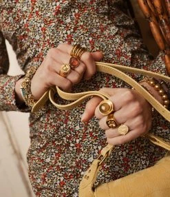 GOOSSENS PARIS Bague Cabochon Carré Cristal De Roche Vieux Rose -COLLIERS Shop lullijanv2022 4661 fp 1 1