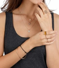 GIGI CLOZEAU Collier Trèfle Or Rose, Exclusivité Lulli -COLLIERS Shop mg 2238 3 2