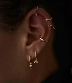 Pamela Love Mini Créole Anémone Diamants Or Jaune (vendue à L'unité) -COLLIERS Shop pamelalove piercing collection 6 46e9c127 a87b 4873 b6f5 18f25919efcb 600x