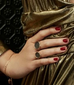 Ginette NY Bague Disc Or Rose Diamants Noirs 5 Ginette NY Bague Disc Or Rose Diamants Noirs -COLLIERS Shop rdd2 4 1