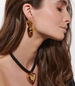 Timeless Pearly Collier Cœur Satin Noir 5 Timeless Pearly Collier Cœur Satin Noir -COLLIERS Shop timel look20230104 286